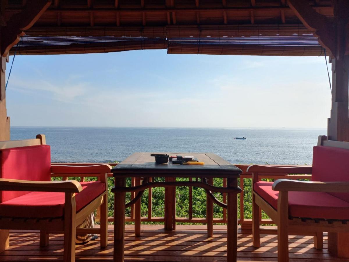 Bali North Beach B&B Tianyar Esterno foto