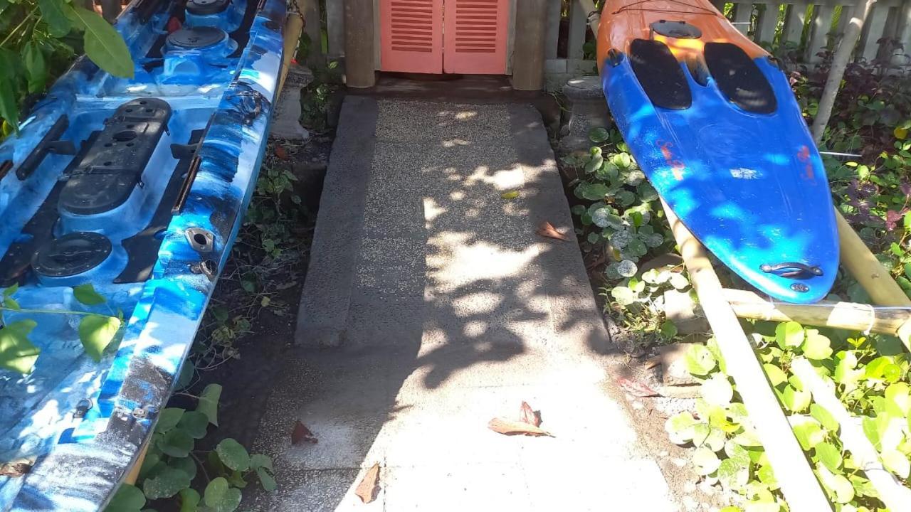 Bali North Beach B&B Tianyar Esterno foto