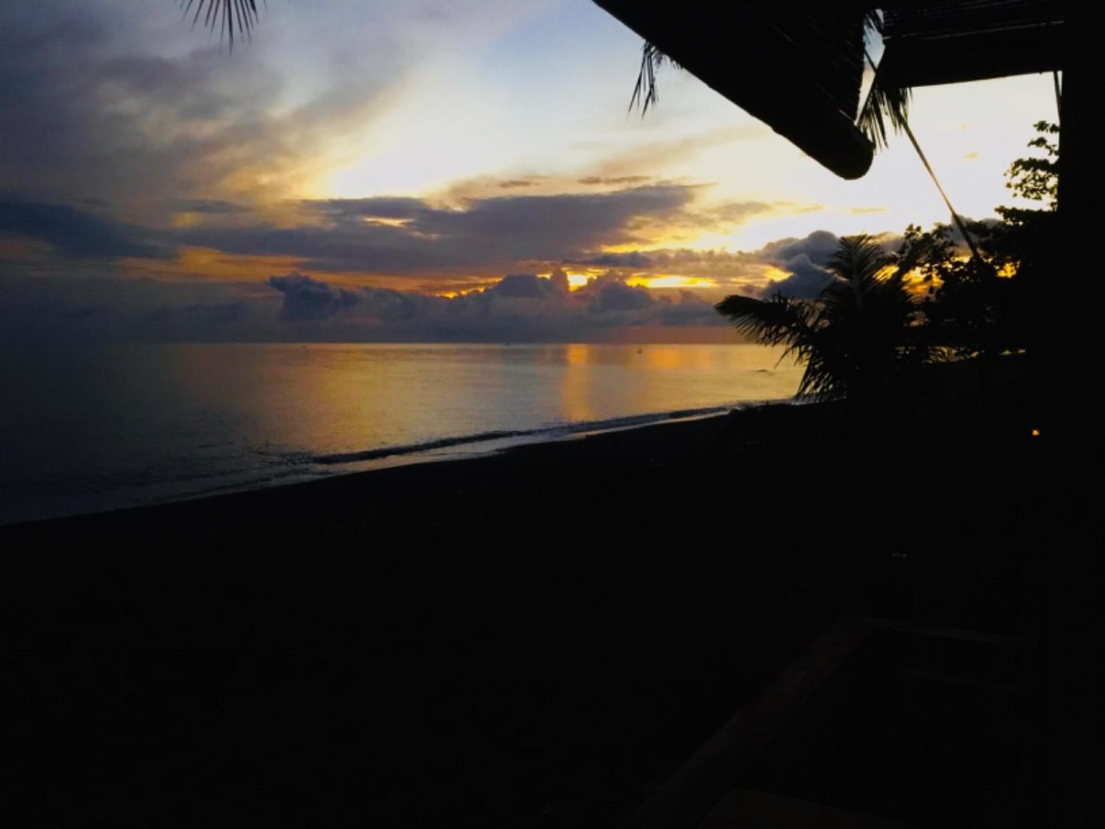 Bali North Beach B&B Tianyar Esterno foto
